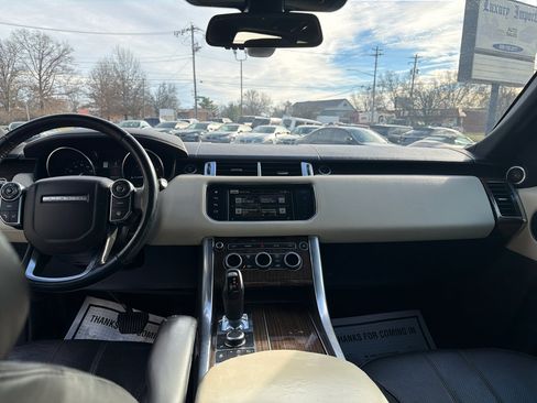 Used 2016 Land Rover Range Rover Sport HSE image 27
