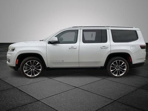 Used 2022 Jeep Wagoneer Series III w/ Premium Group I image 12