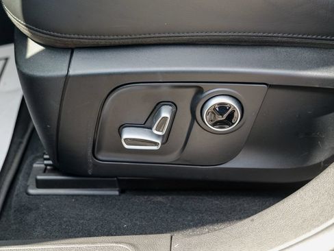Used 2023 Maserati Levante Modena AWD/4WD image 26