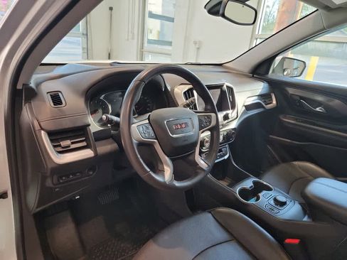 Used 2022 GMC Terrain SLT w/ Tech Package AWD/4WD image 10