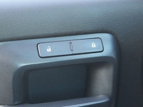 Used 2018 Chevrolet Silverado 1500 W/T image 29