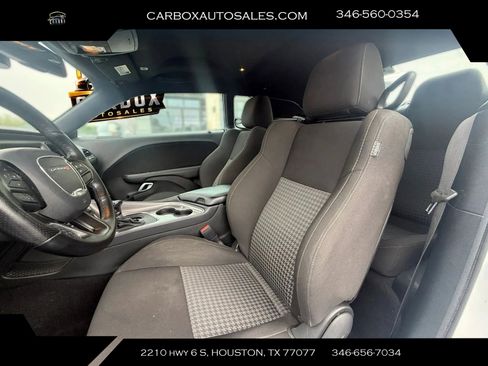 Used 2023 Dodge Challenger R/T image 21