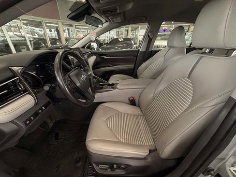Used 2023 Toyota Camry SE AWD/4WD image 24