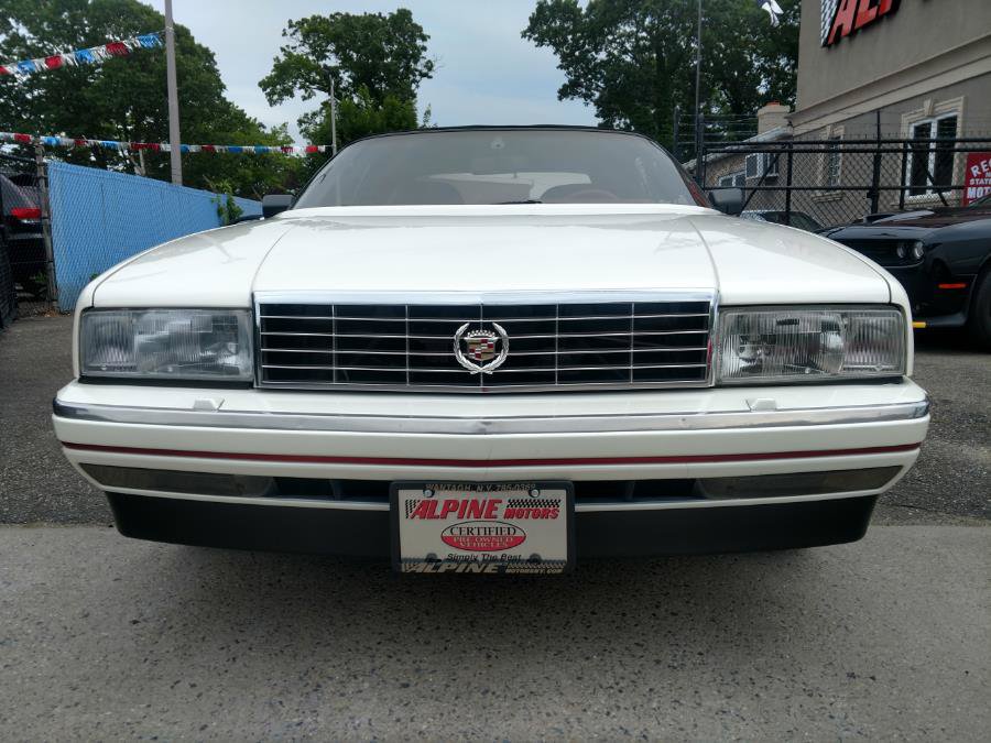 Used 1990 Cadillac Allante FWD image 2