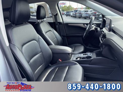 Used 2022 Ford Escape SEL image 49