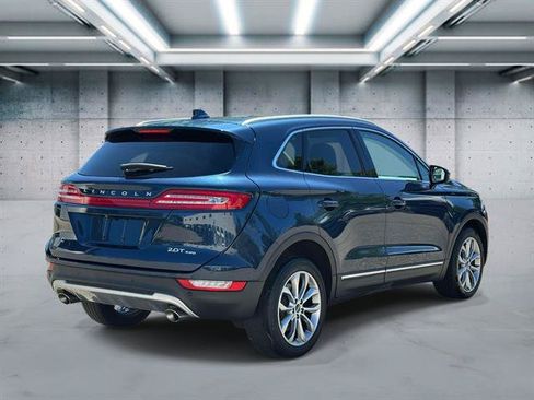 Used 2017 Lincoln MKC Select w/ Select Plus Package AWD/4WD image 5