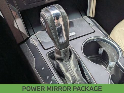 Used 2018 Ford Explorer XLT FWD image 21