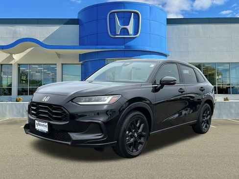 Used 2025 Honda HR-V Sport image 3