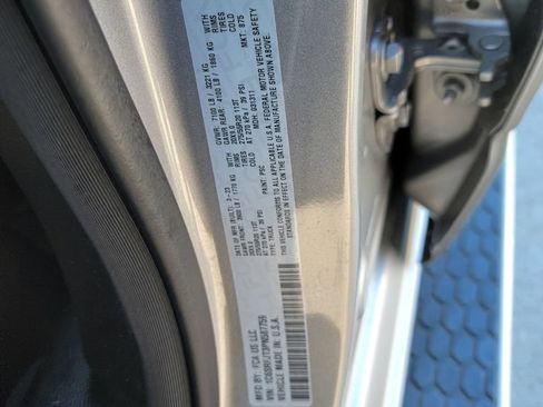 Used 2023 RAM 1500 Laramie AWD/4WD image 20