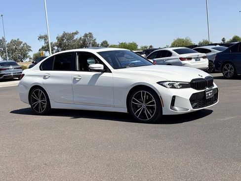 Used 2023 BMW 330i Sedan w/ M Sport Package RWD image 3
