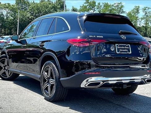Used 2026 Mercedes-Benz GLC 300 4MATIC image 10