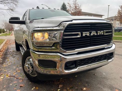 Used 2021 RAM 3500 Big Horn image 17
