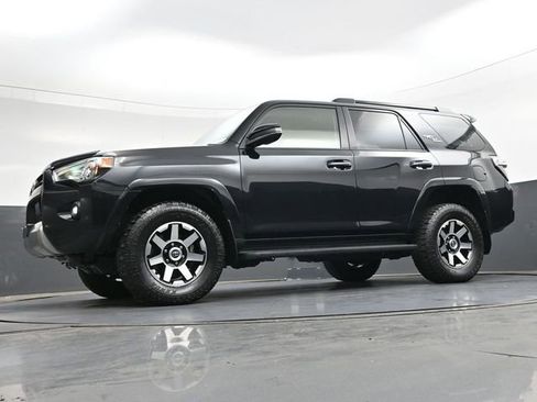Used 2021 Toyota 4Runner TRD Off-Road AWD/4WD image 40