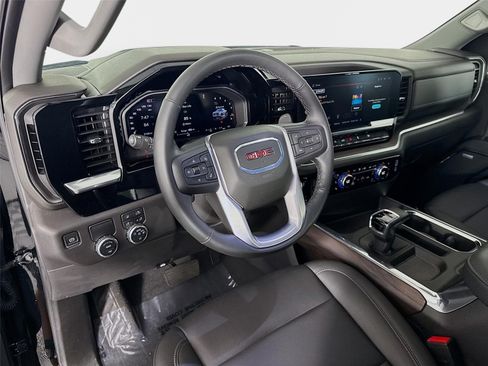 Certified 2026 GMC Sierra 1500 SLT w/ SLT Premium Package RWD image 9