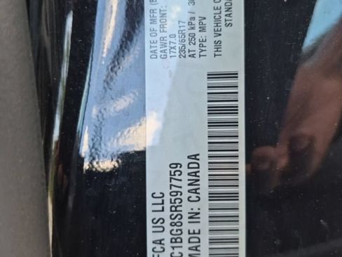 Used 2025 Chrysler Pacifica Select FWD image 8