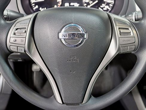 Used 2015 Nissan Altima 2.5 S w/ Power Driver Seat Package FWD image 14