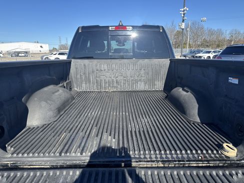 Used 2021 RAM 1500 Big Horn image 8