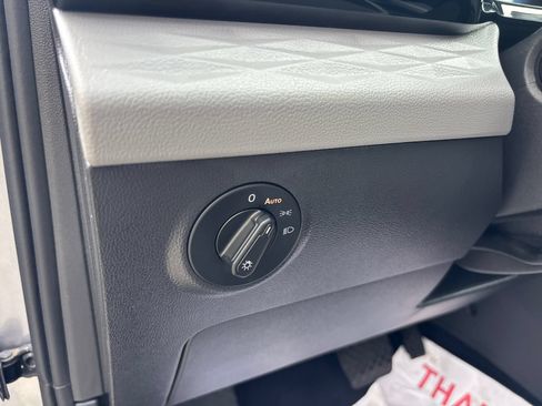 Certified 2023 Volkswagen Taos S FWD image 13