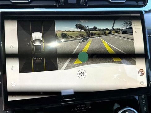 New 2025 Jaguar F-PACE R-Dynamic S image 20