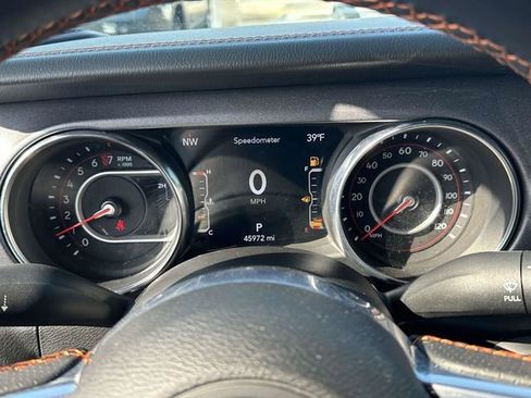 Used 2022 Jeep Gladiator Mojave image 14