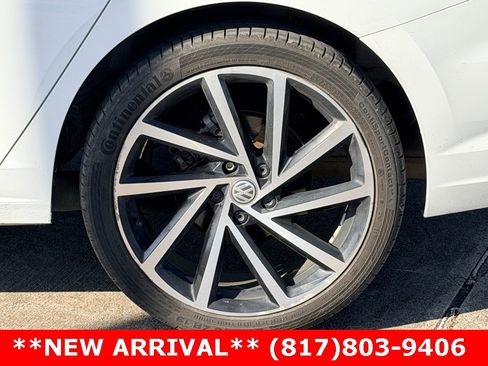 Used 2020 Volkswagen Jetta SEL image 8