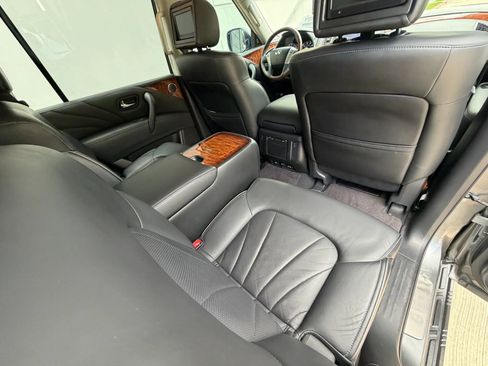 Used 2015 INFINITI QX80 2WD w/ Deluxe Technology Package image 19
