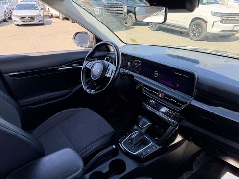 Used 2024 Kia Seltos S AWD/4WD image 9