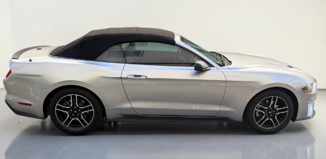 Used 2020 Ford Mustang Premium RWD image 14