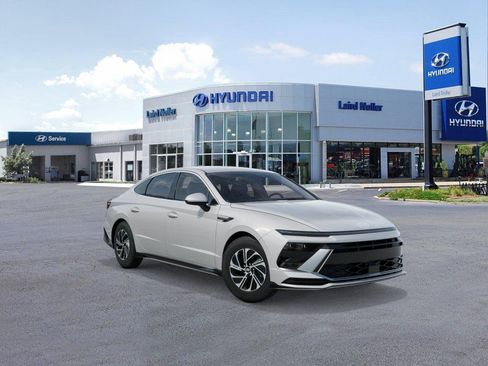 New 2026 Hyundai Sonata Blue image 2