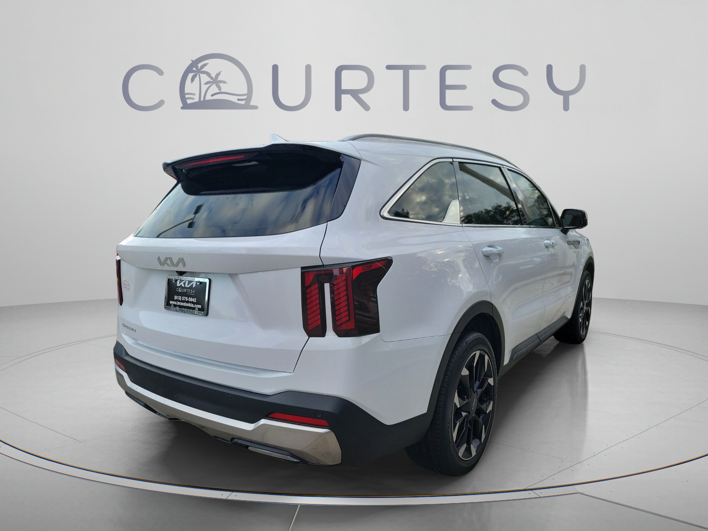 Certified 2026 Kia Sorento SX FWD image 3