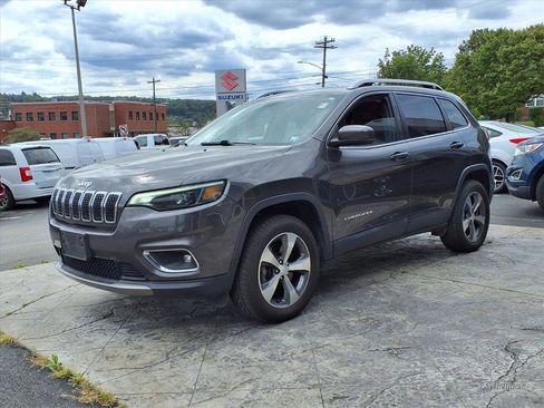 Used 2019 Jeep Cherokee Limited AWD/4WD image 5