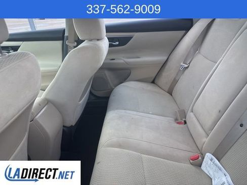 Used 2015 Nissan Altima 2.5 SV image 9