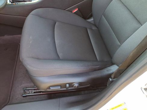 Used 2024 Chevrolet Malibu LT image 24