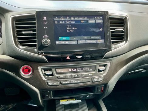 Certified 2023 Honda Passport TrailSport image 29