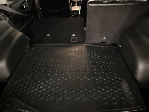 Used 2022 Jeep Compass Trailhawk w/ Trailhawk Convenience Group image 14