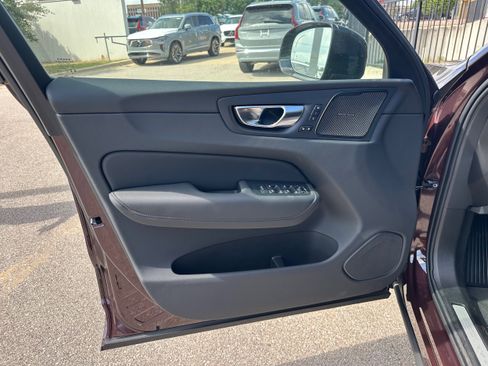 New 2026 Volvo XC60 B5 Plus w/ Climate Package image 18