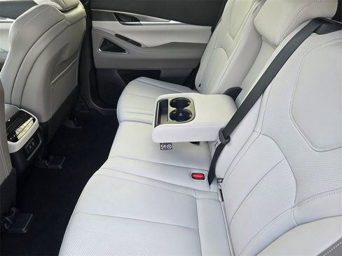 New 2026 INFINITI QX60 Luxe w/ Cargo Package image 6