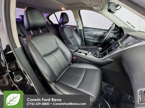 Used 2015 INFINITI Q50 Premium w/ Navigation Package image 29