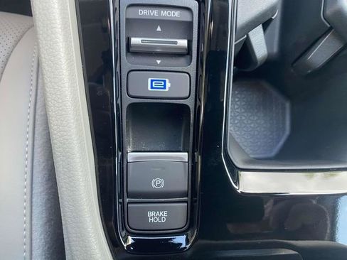 Used 2025 Honda Accord EX-L image 30