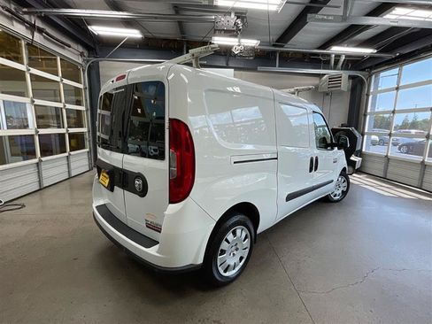 Used 2018 RAM ProMaster City Tradesman SLT FWD image 5