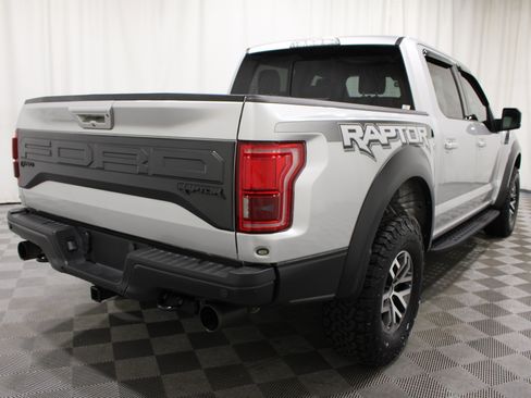 Used 2017 Ford F150 Raptor w/ Equipment Group 802A Luxury AWD/4WD image 31