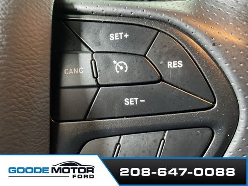 Used 2023 Dodge Challenger SXT w/ Blacktop Package image 19