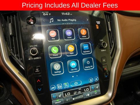 Used 2023 Subaru Outback Touring AWD/4WD image 14