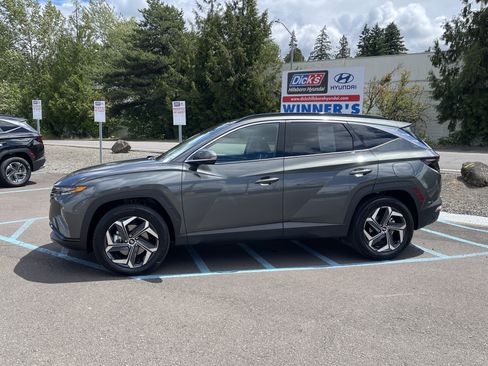Certified 2024 Hyundai Tucson Limited AWD/4WD image 2
