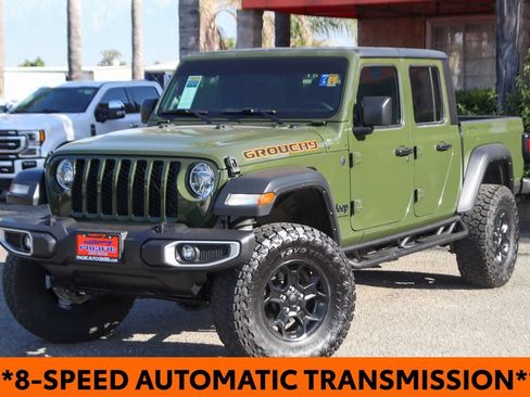 Used 2023 Jeep Gladiator Sport AWD/4WD image 4