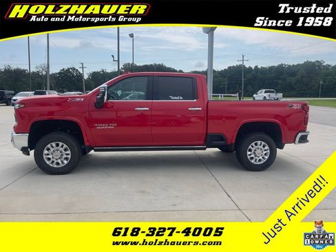 Used 2024 Chevrolet Silverado 3500 LTZ w/ LTZ Plus Package AWD/4WD image 1