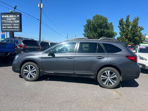 Used 2019 Subaru Outback 2.5i Limited image 2