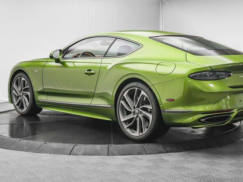 Used 2025 Bentley Continental GT Speed image 3