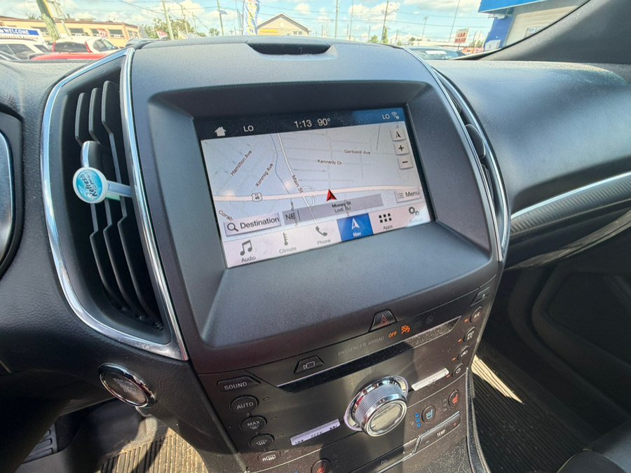 Used 2019 Ford Edge ST w/ Equipment Group 401A AWD/4WD image 11