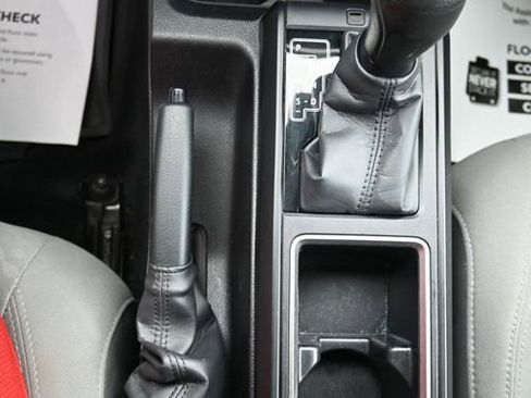 Used 2023 Toyota Tacoma SR AWD/4WD image 17